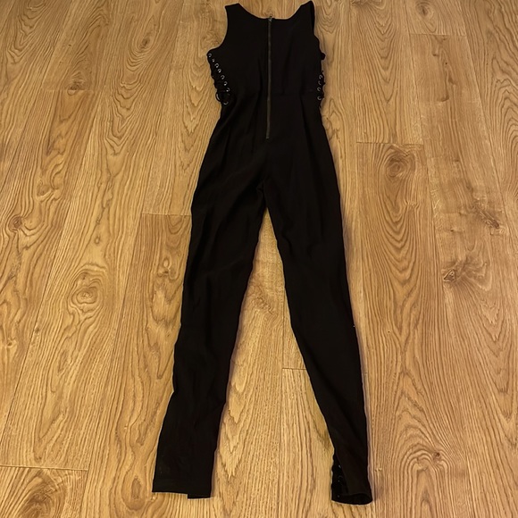 Lace up jumpsuit - Picture 4 of 4